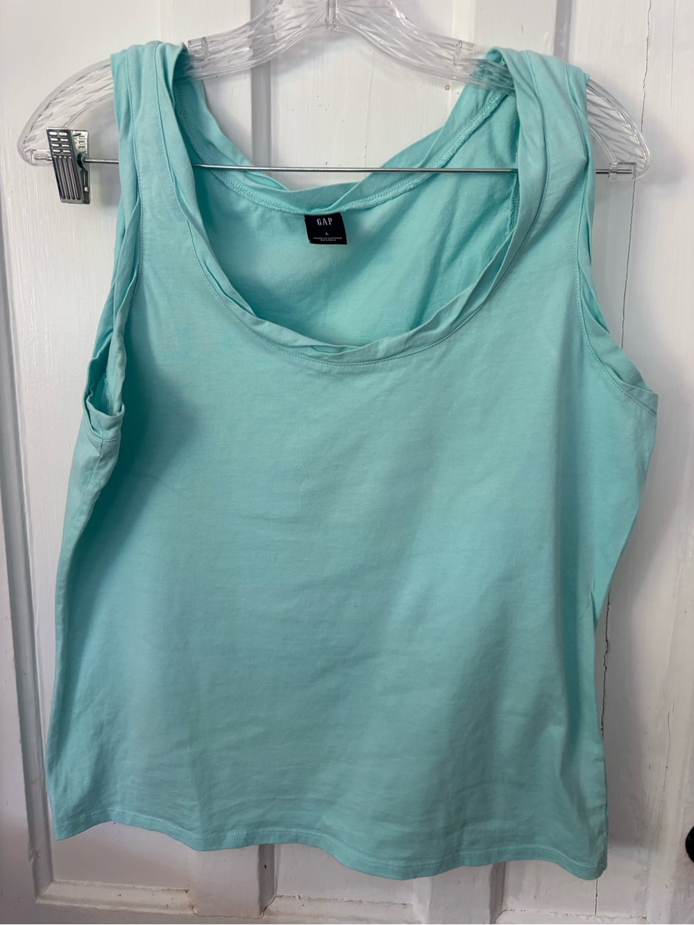 GAP Women’s Aqua Sleeveless Tank Top